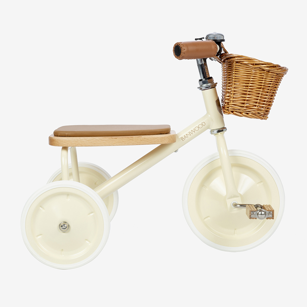 Se vores trehjulet cykel til børn ???? cremefarvet og i vintagestil til børn fra 2 til 6 år. Den perfekte gave, klassisk og sjov