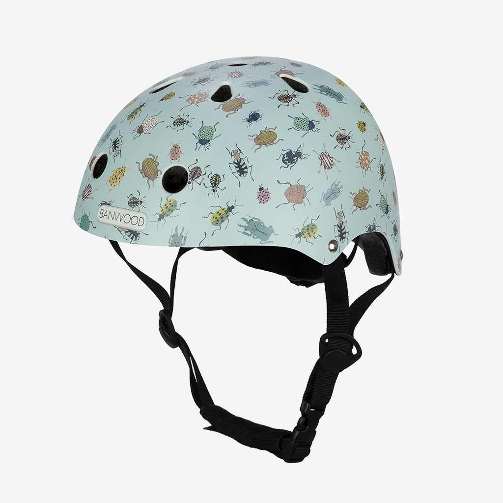Se vores børnehjelme designet med det unikke Bug-print i samarbejde med Anthropologie. Banwood-hjelme har den nyeste teknologi.